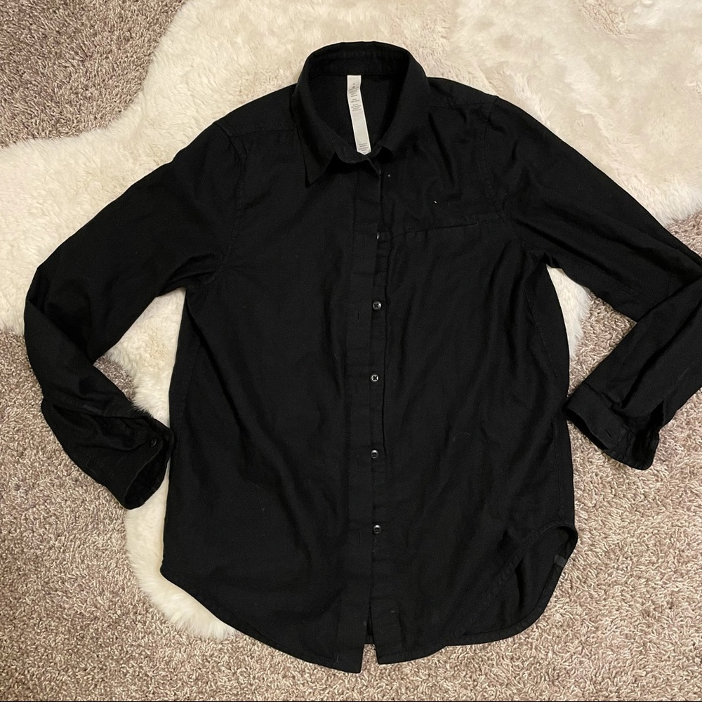 Lululemon black collared shirt